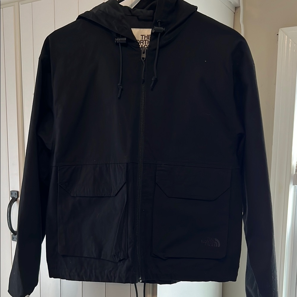 The North Face women’s Black Jacket